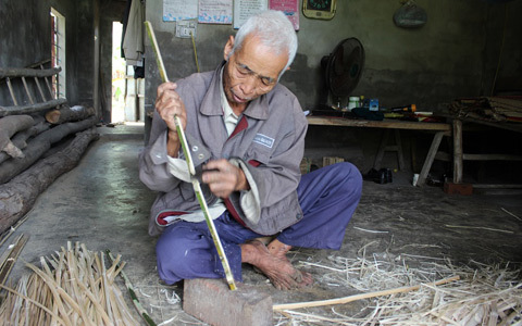 Special circumstance of 79 years- old man in Thang Binh District